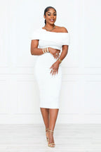 DRAMATIC OFF THE SHOULDER