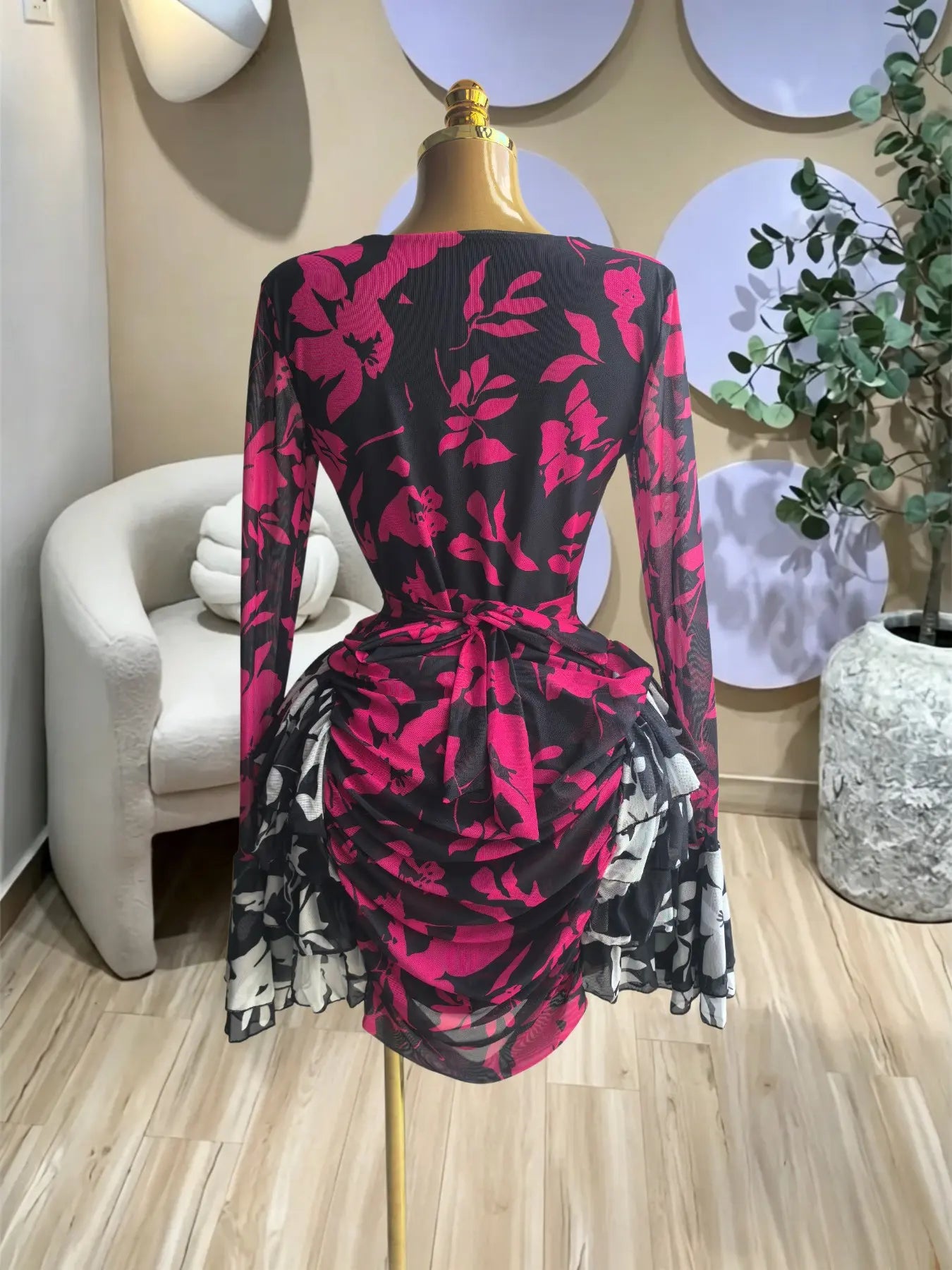 Elegant Women's Tie Dye Print Mini Dress,Layered Ruffle Bell Sleeve Bodycon V Neck Prom Dress, Vacation Beach Holiday Party Outfit Dress,Lady Casual Skirt,Female Brunch Dresses,Evening Birthday Cocktail Gown
