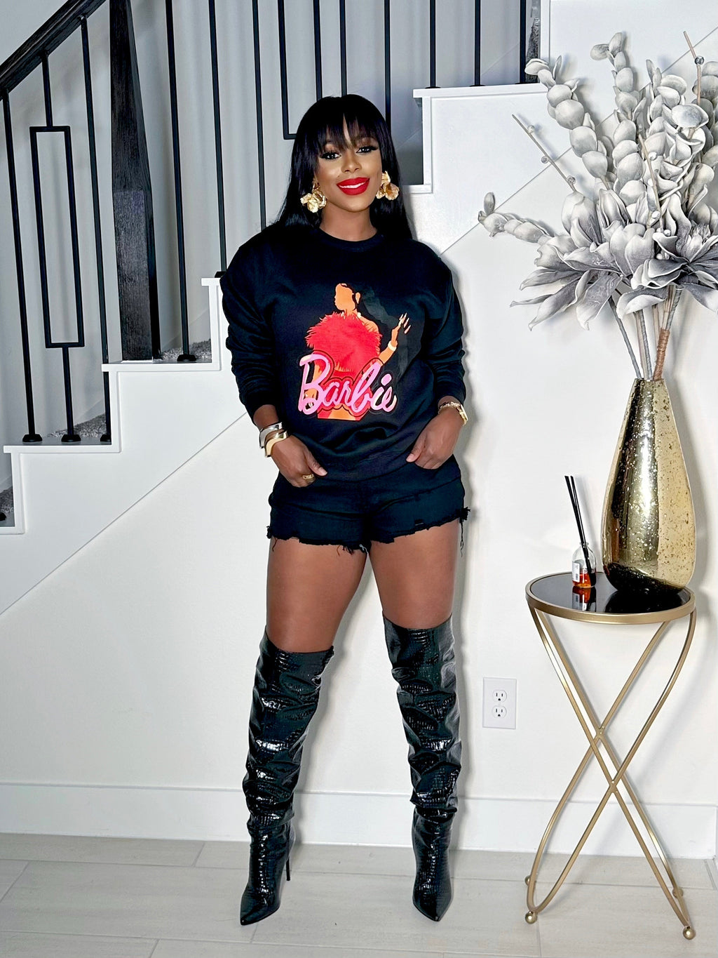 IT GIRL COZY SWEATSHIRT (BLACK)