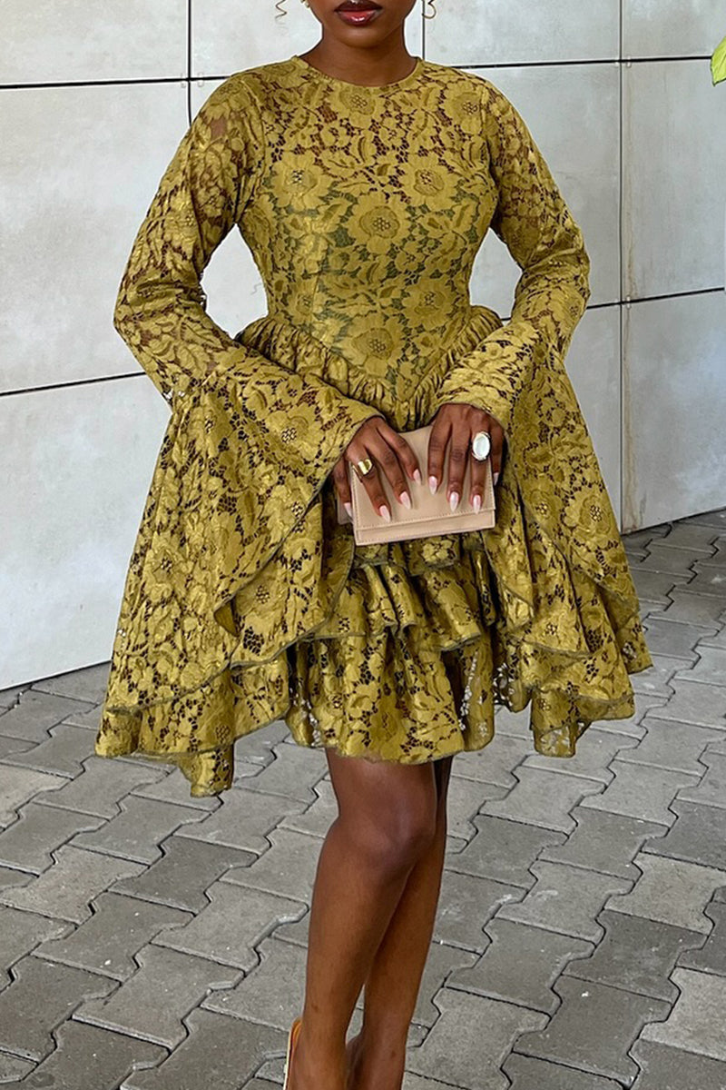 Women's Elegant Flare Sleeve Tiered Hem Lace Mini Dress