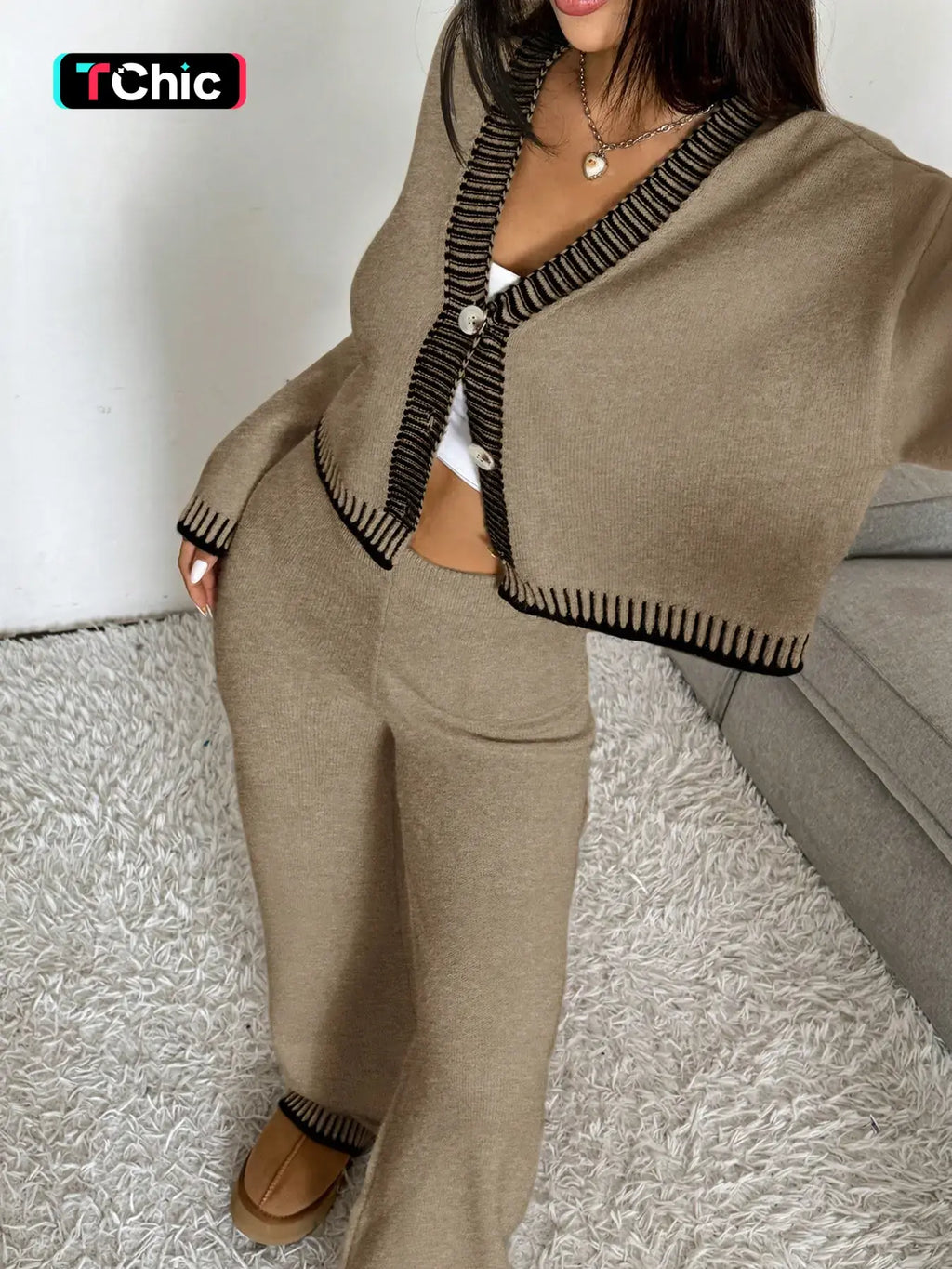 Women's Basic V Neck Colorblock Cardigan Sweater Set, Casual Loose-Fit Crop Top & High Waist Wide Leg Pants, Fall Winter Knitted Outfit Elastic