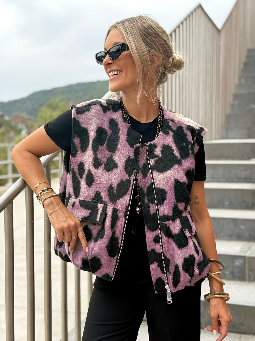 EMIILI VEST