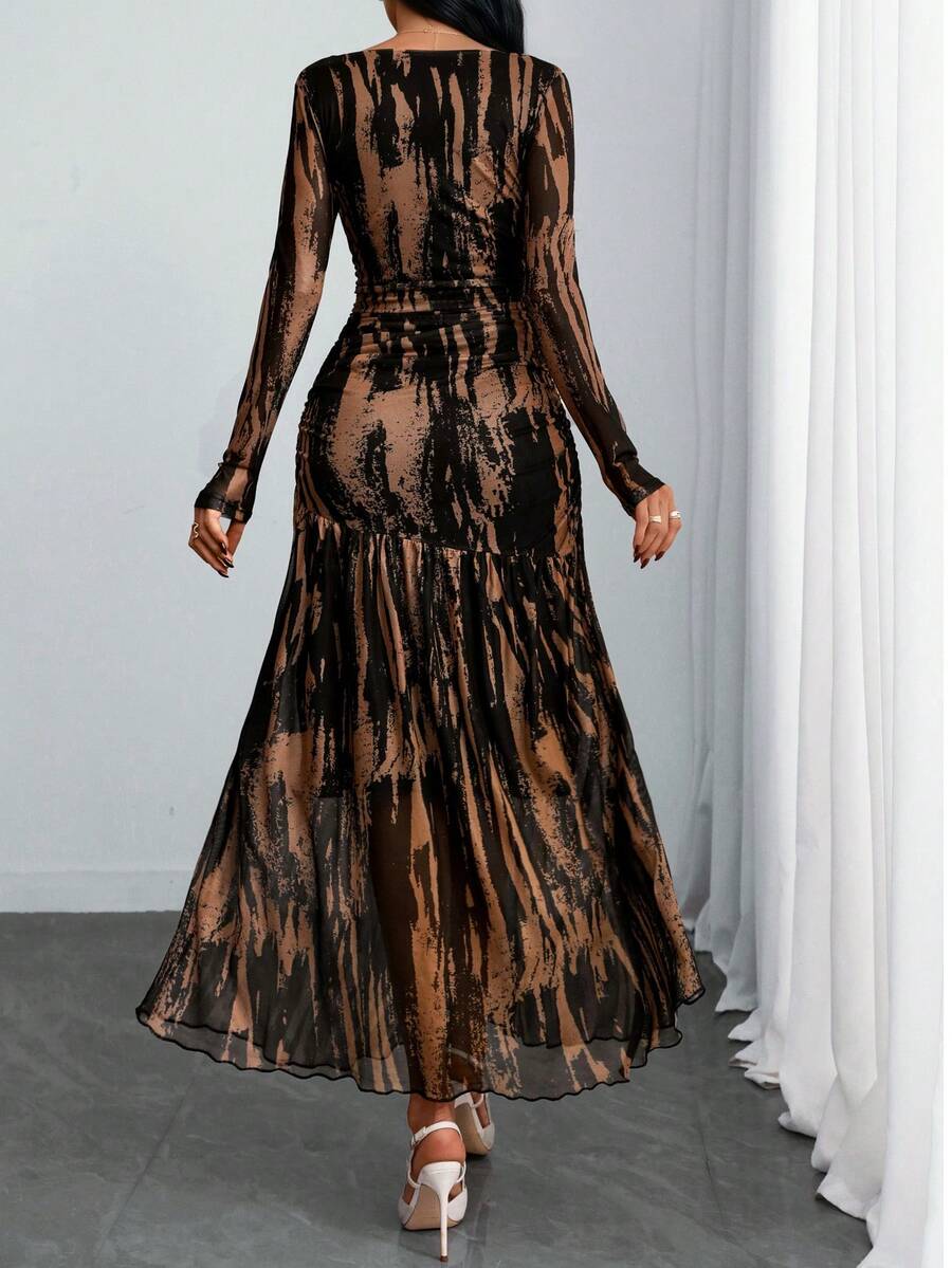 Women's Gothic Sexy Elegant Modern Contrast Stripe Asymmetrical Ruffle Waist Double-Layer Mesh Long Sleeve Dress, Suitable For Dates, Vacations And Daily Commute Spring