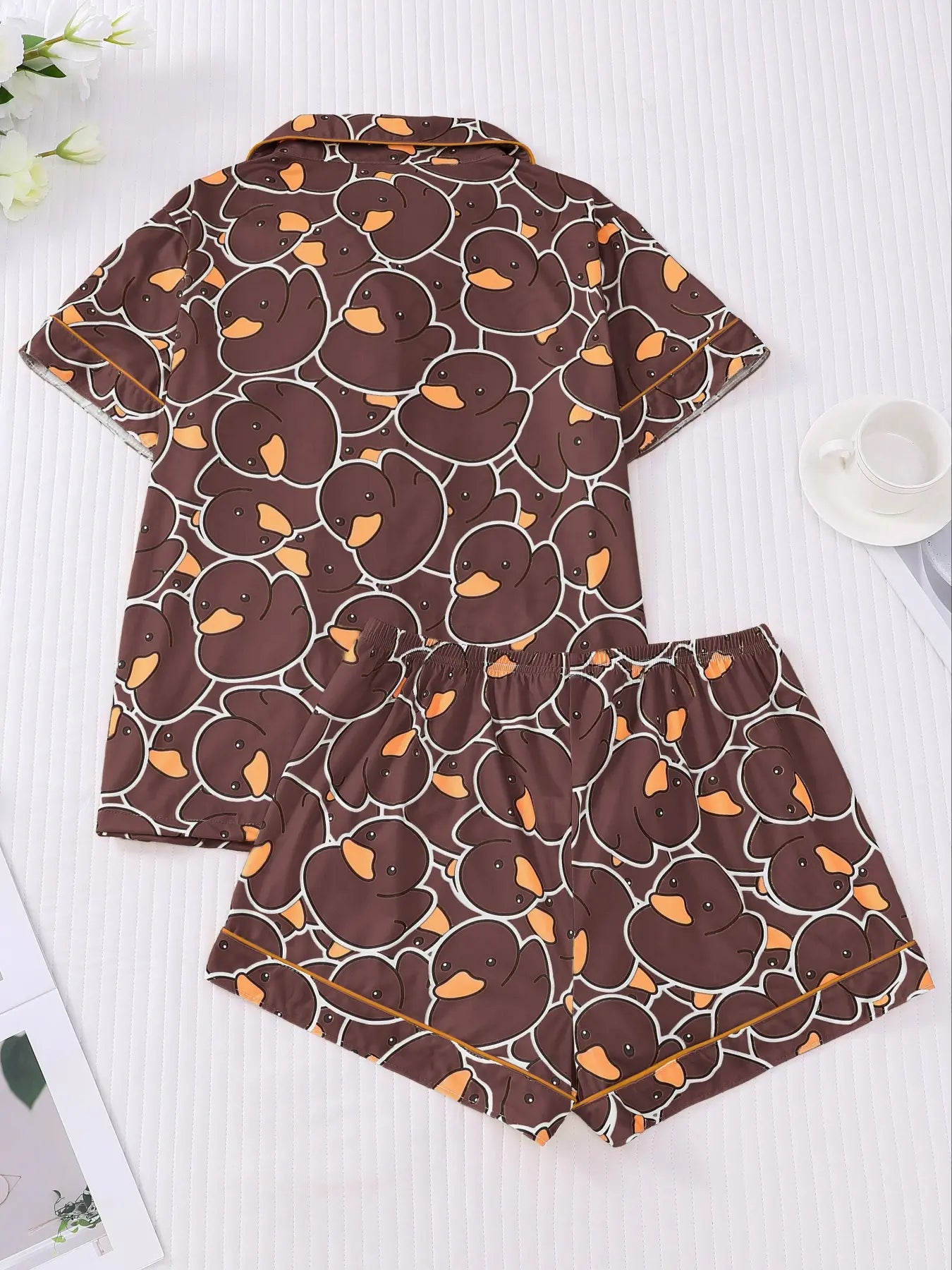 Women's Duck Print Shirt & Elastic Waist Shorts Pajama Two-piece Set
