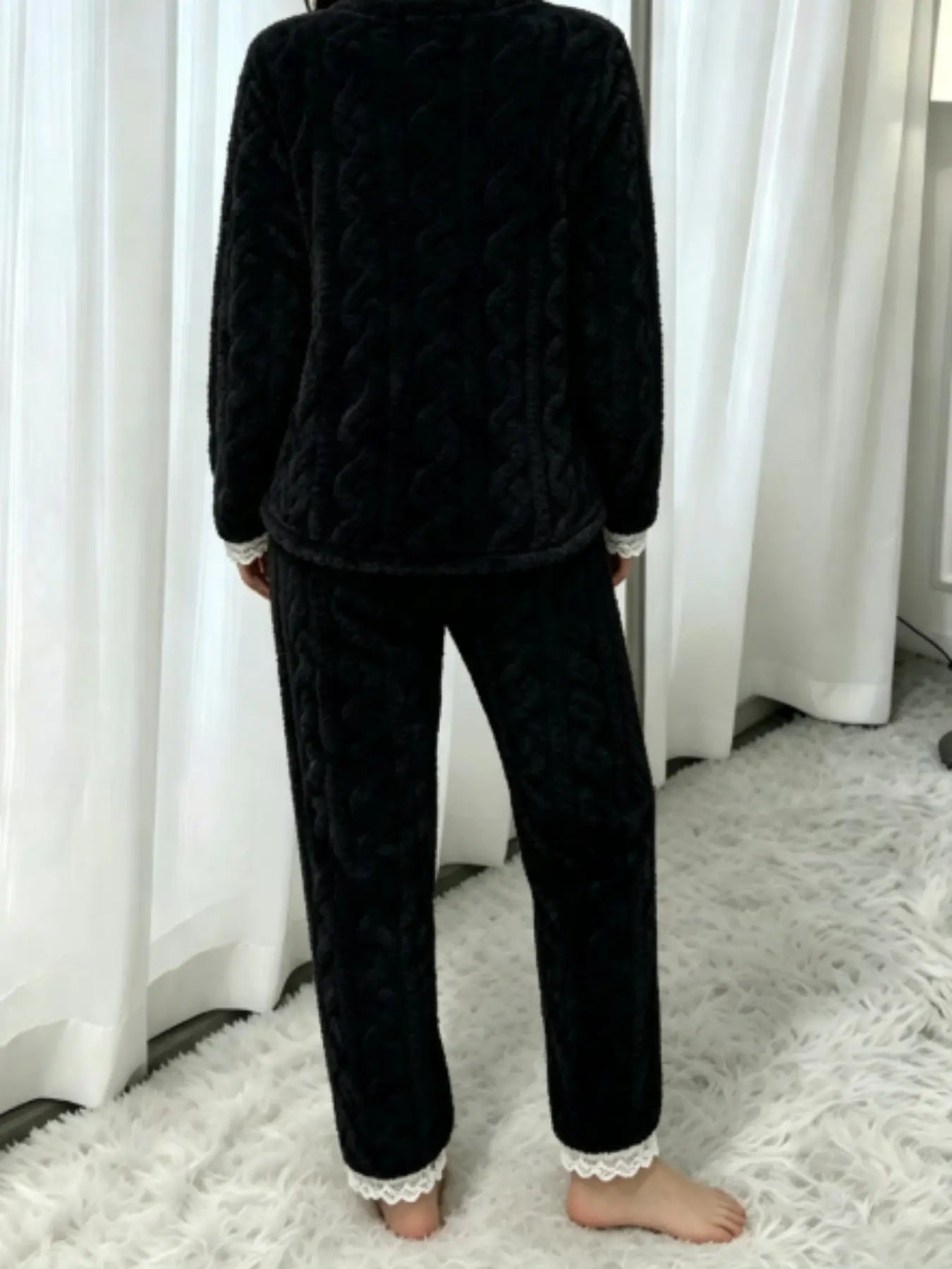 Two-Piece Bear Embroidery Flannel Long Sleeve Top and Bow Pants Set, Casual Wearable Women's Pajamas Pjs, Home Sleepwear Loungewear