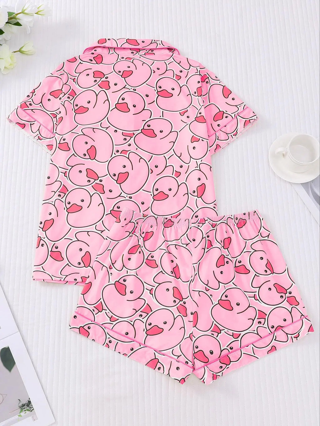 Women's Duck Print Shirt & Elastic Waist Shorts Pajama Two-piece Set