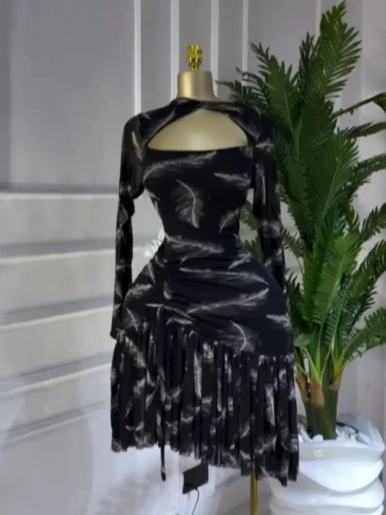 QFAF Women's Full Sleeve Floral Printed Ruched Bodycon Dress, Autumn Evening Party Vacation Sexy Gown, Elegance, Elegant and Stylish Cutout Front Irregular Midi A-line Dresses, Streetwear Dressy Holiday Beach Vacation Dresses, Ladies Elastic Dresses Cloth