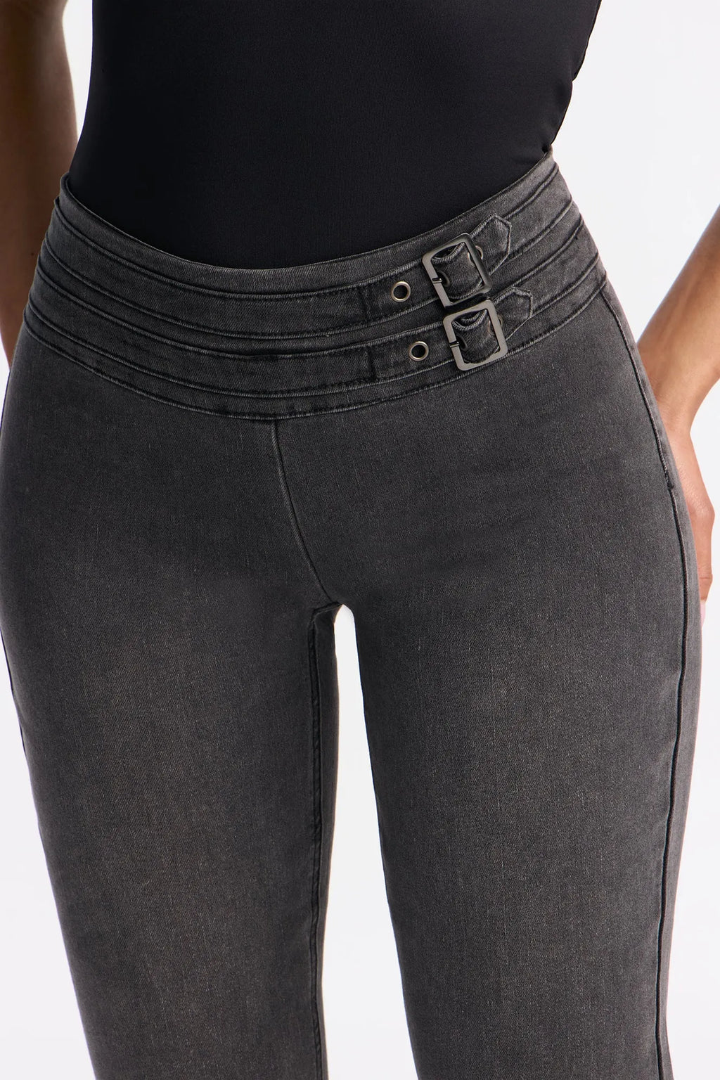 Reina Belted Bootcut Jeans - Dark Grey