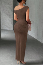 Off Shoulder Sleeveless Wavy Pattern Solid Color Bodycon Maxi Dresses-White