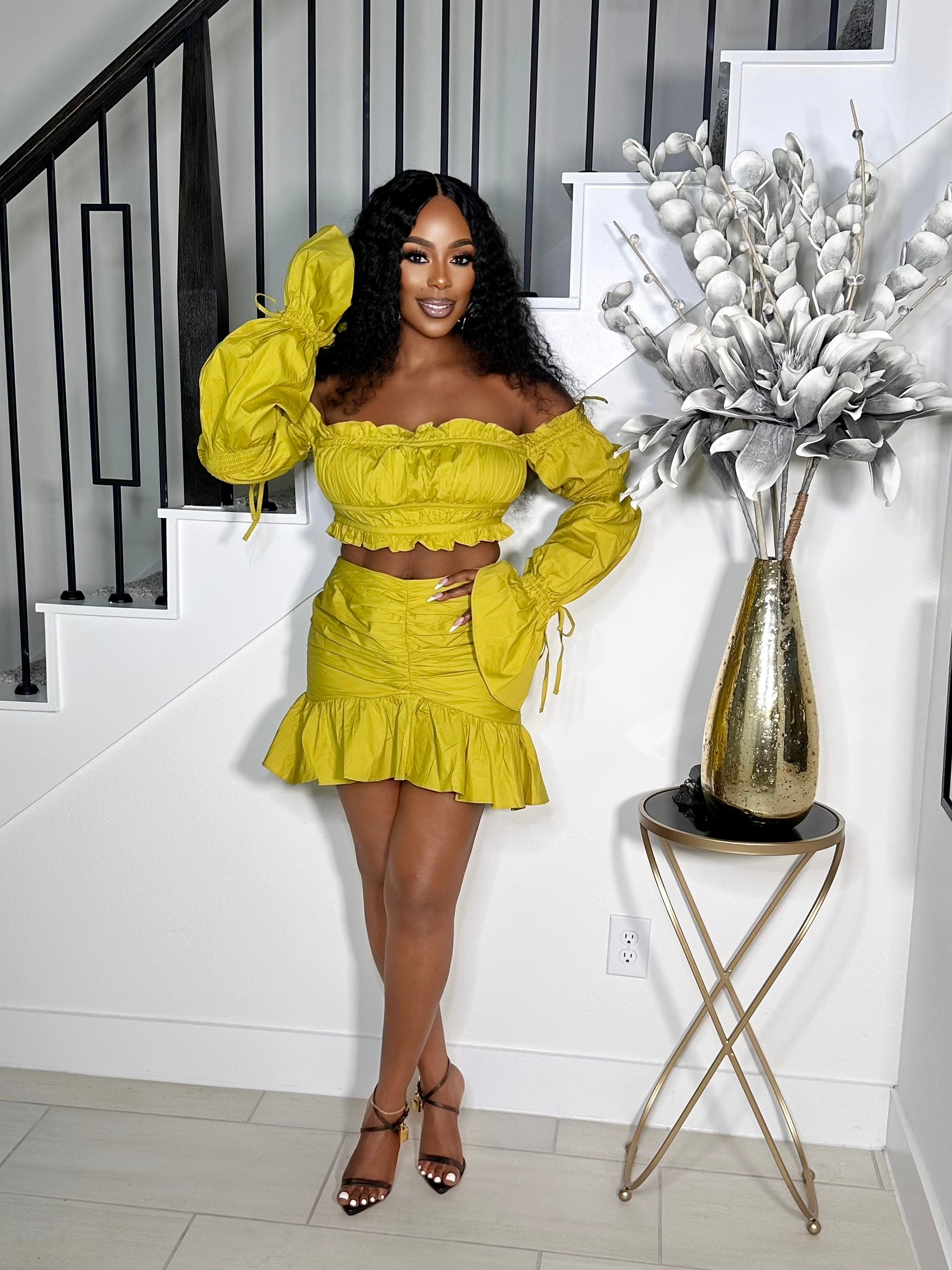 FEEL THE PRESSURE OFF THE SHOULDER SKIRT SET (GREEN)