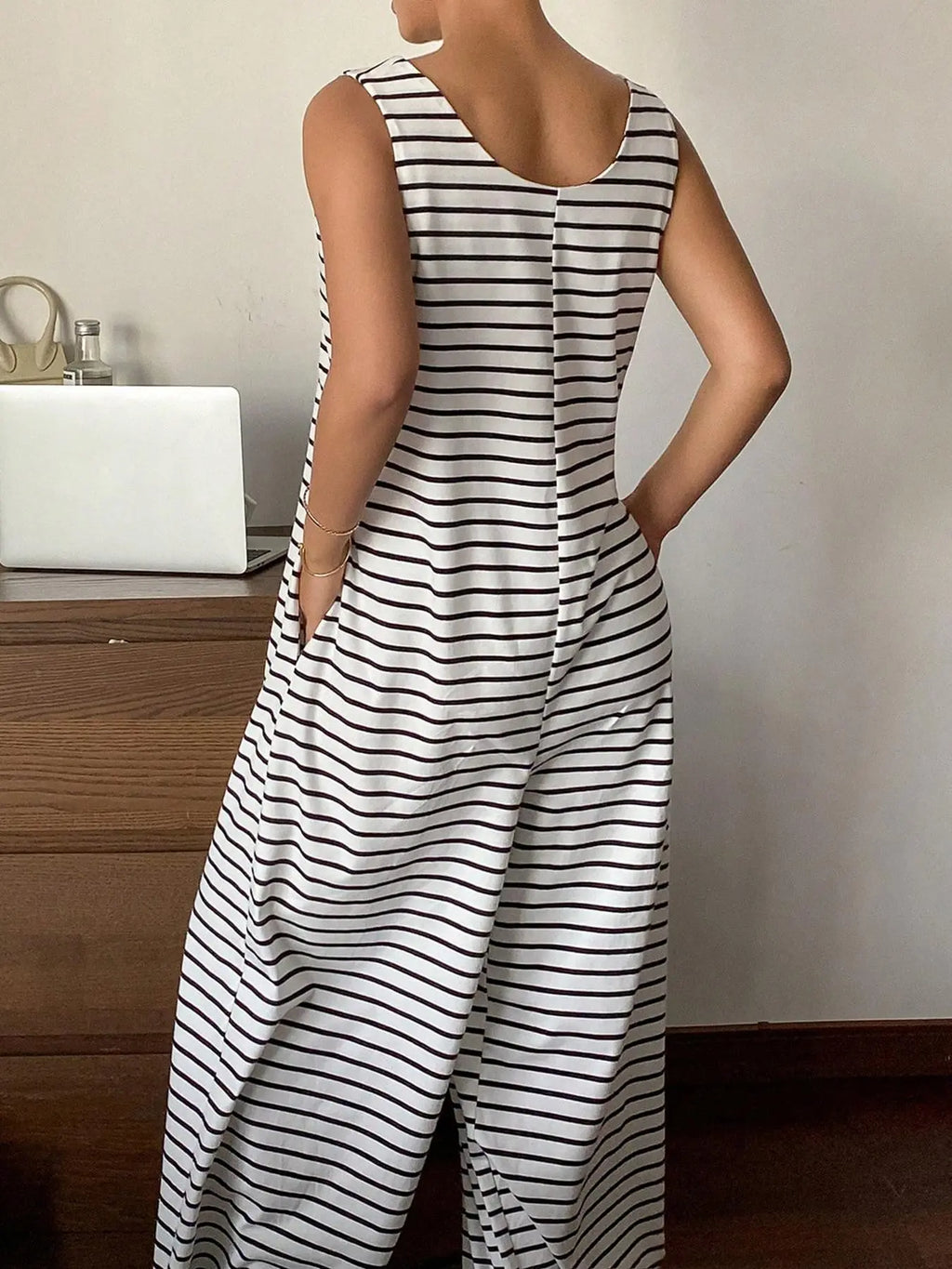 Striped Sleeveless Loose-Fitting Knit Jumpsuit, Casual Overalls, Casual Comfortable One-Piece, Spring & Fall Fashion, Non-Positional Lines Design, Casual Basic Jumpsuit