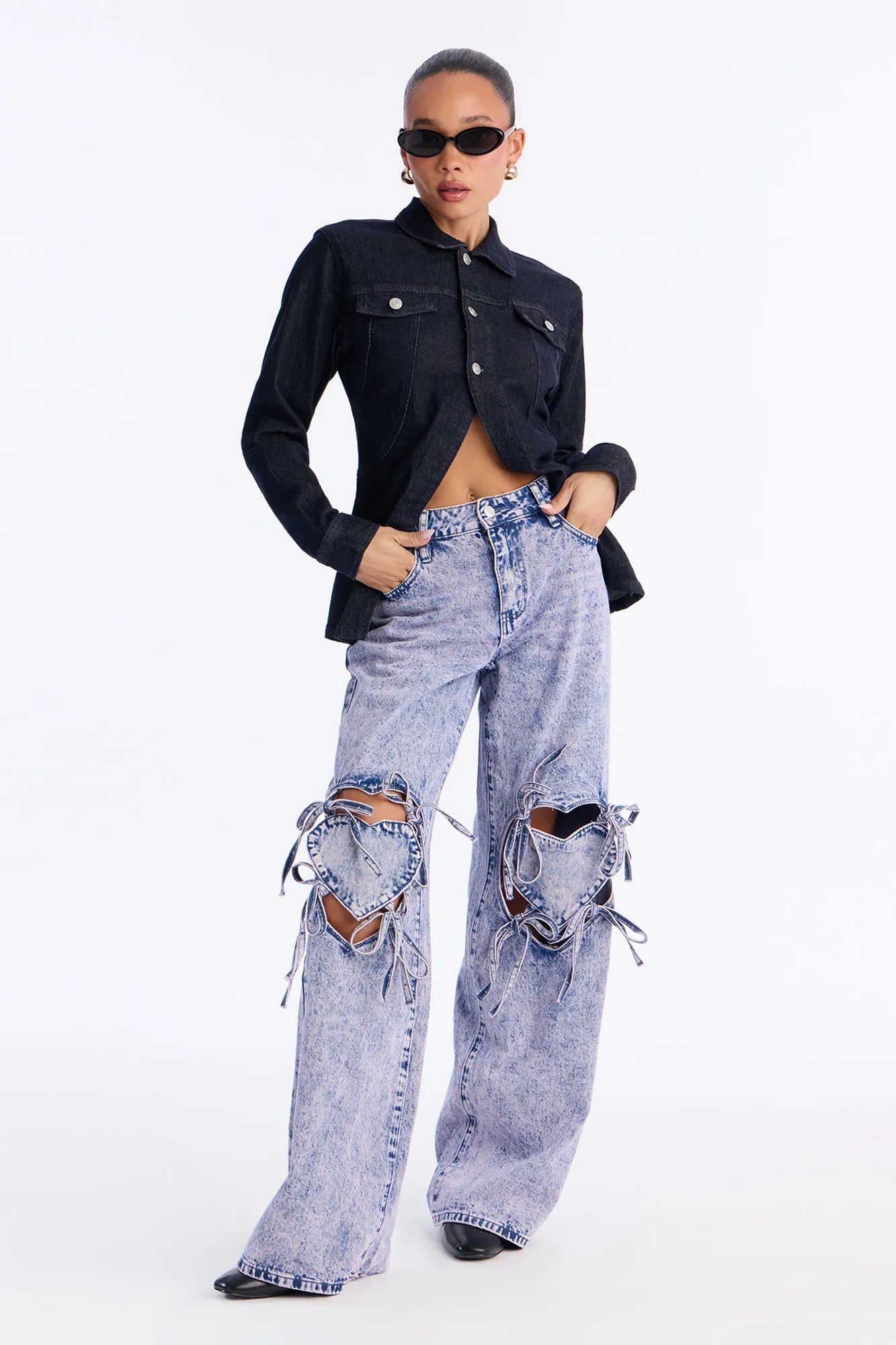 Tug On Heartstrings Non-Stretch Wide Leg Jeans - Light Wash