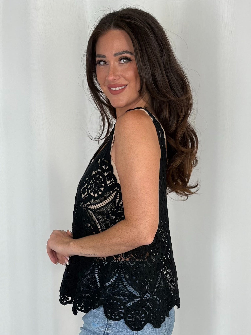 Crochet Lace Vest Top With Scalloped Edge (9 Colours)