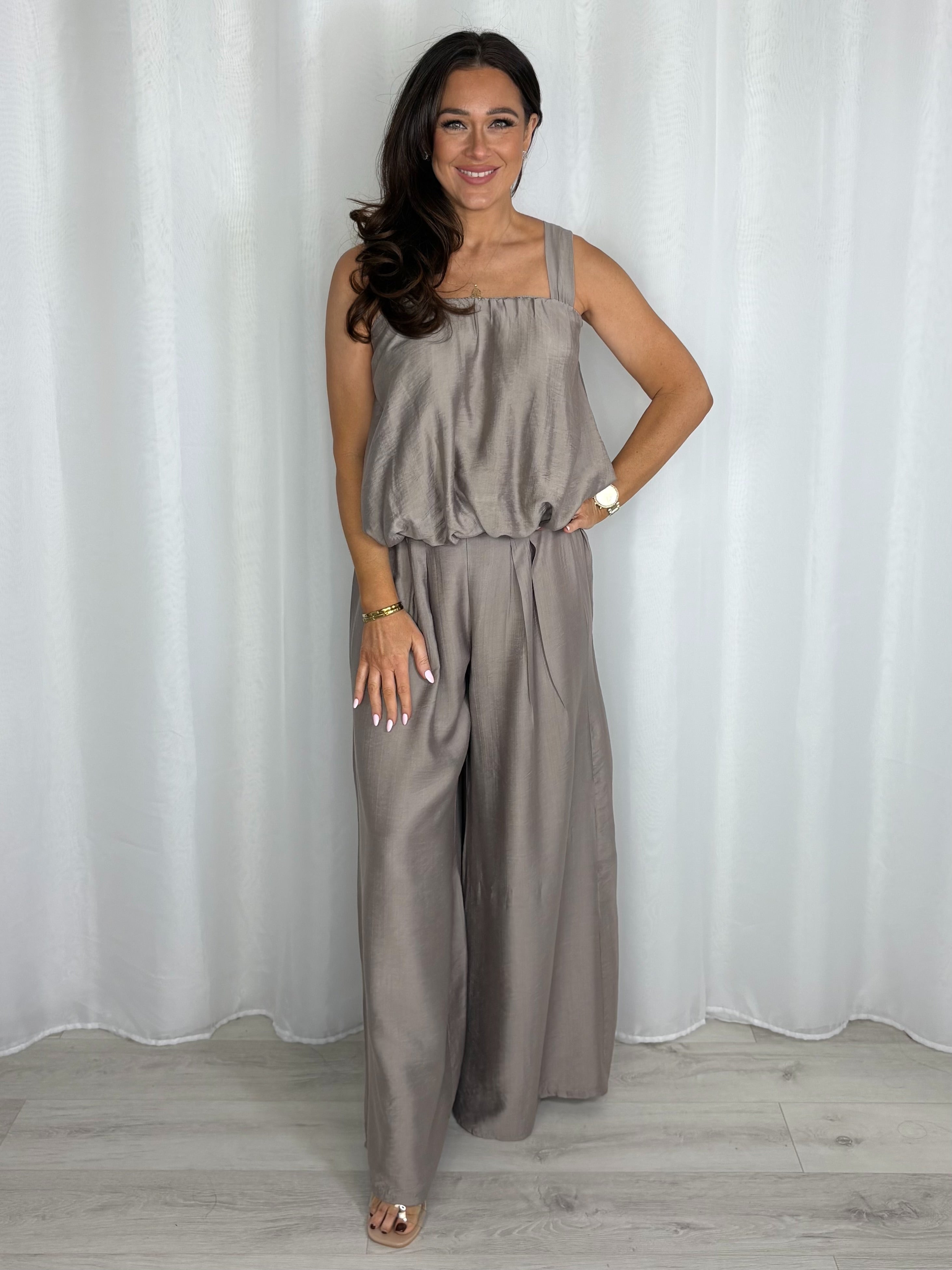 Balloon Style Thick Strap Top And Gathered Trouser Co-Ord (10 Colours)