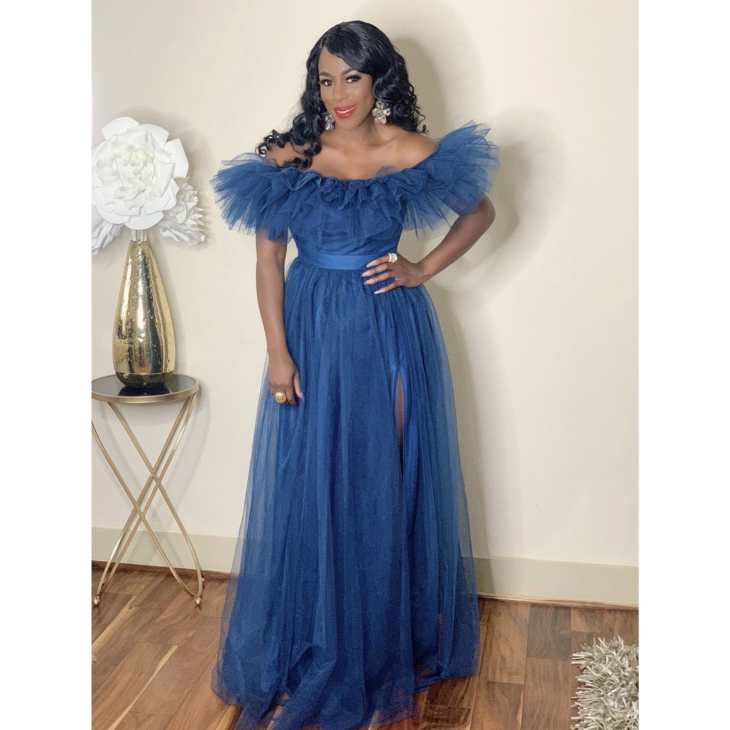 LONG BLUE OFF THE SHOULDER TULL DRESS