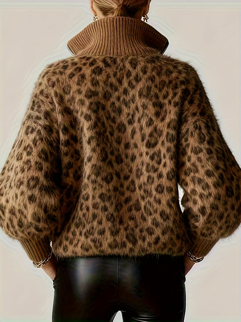 WERONIKA SWEATER