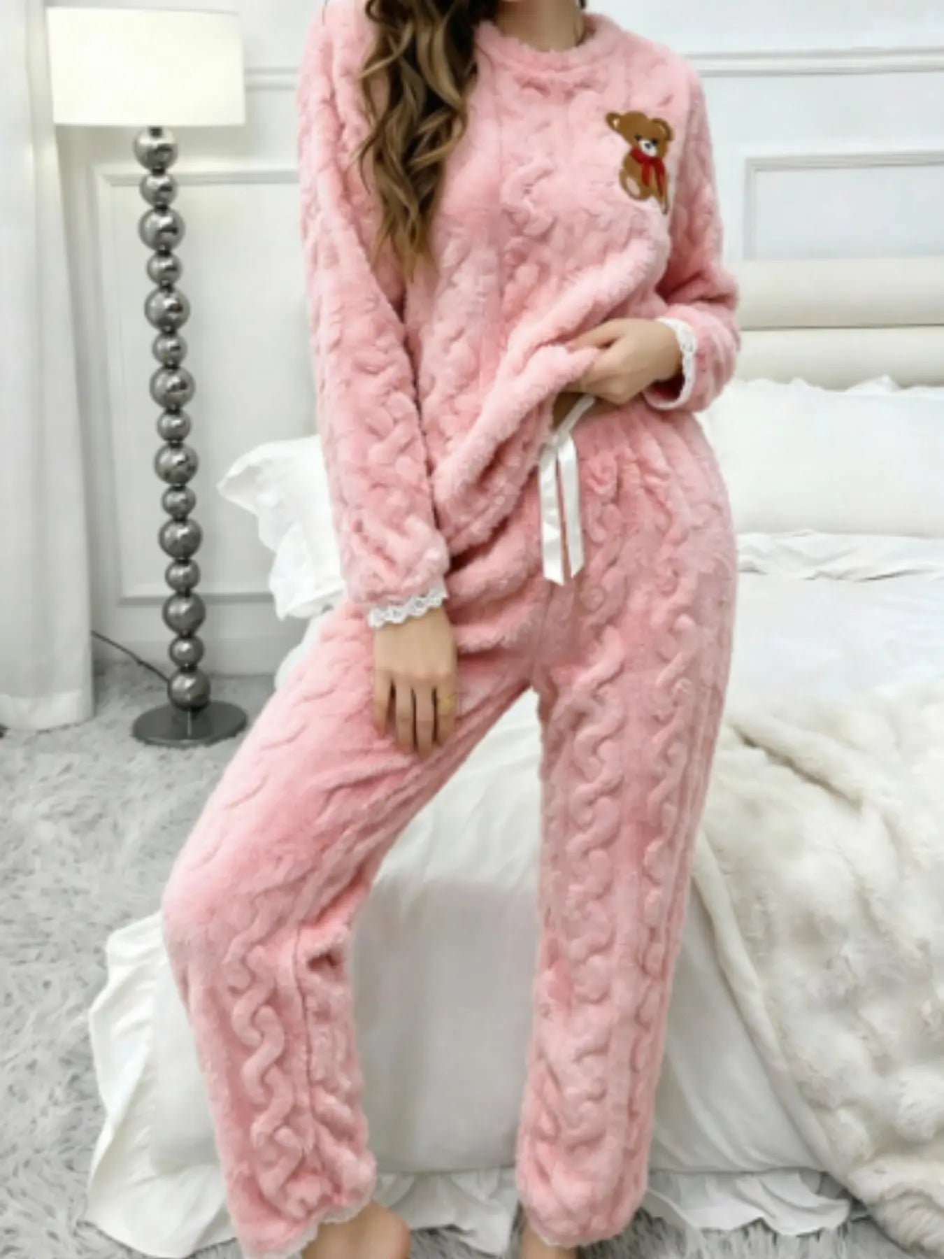 Two-Piece Bear Embroidery Flannel Long Sleeve Top and Bow Pants Set, Casual Wearable Women's Pajamas Pjs, Home Sleepwear Loungewear