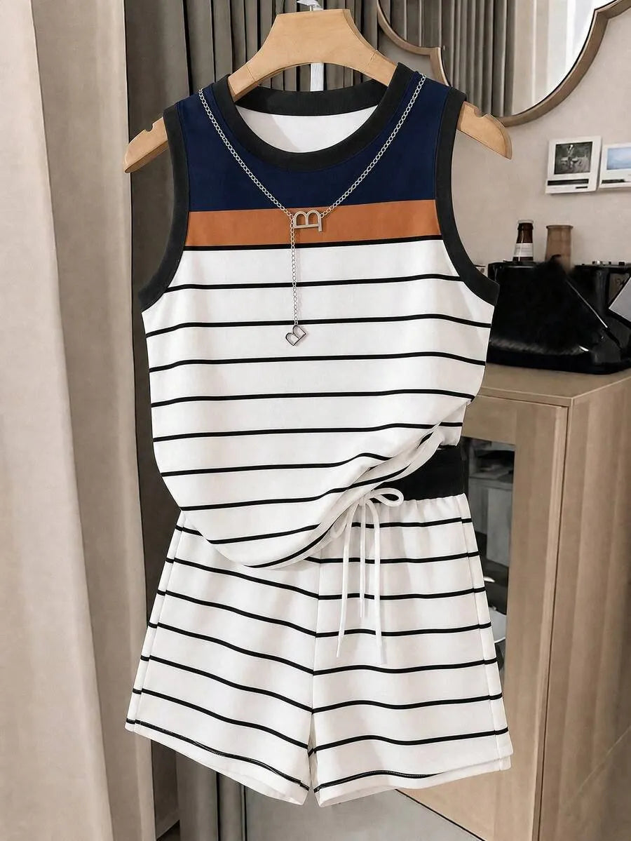 LUNE The New Spring And Summer Fashion And Casual Two Pieces Set Of White Vest And Shorts Is Selling Well