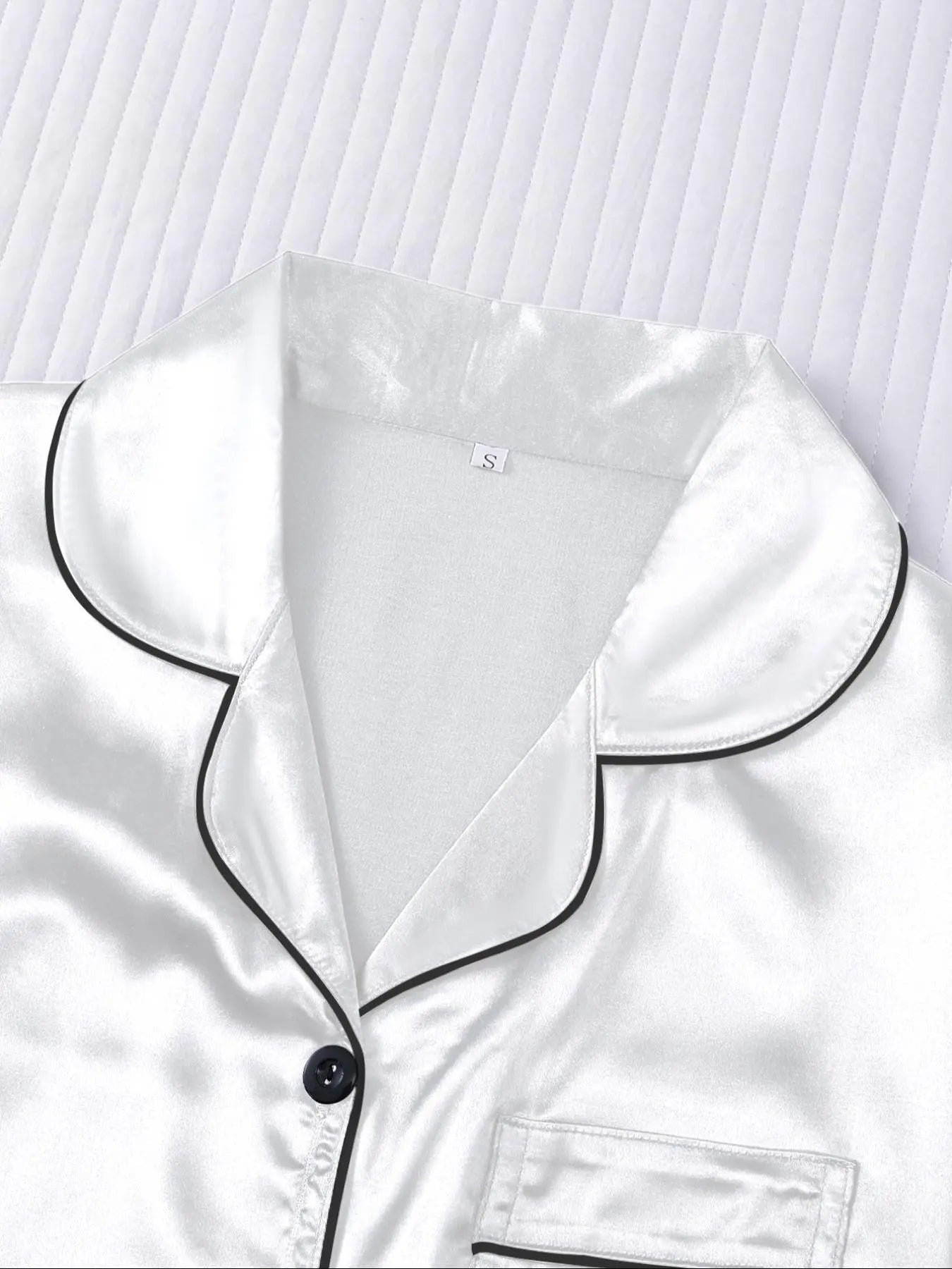 Women's Solid Satin Pyjama Three-piece Set