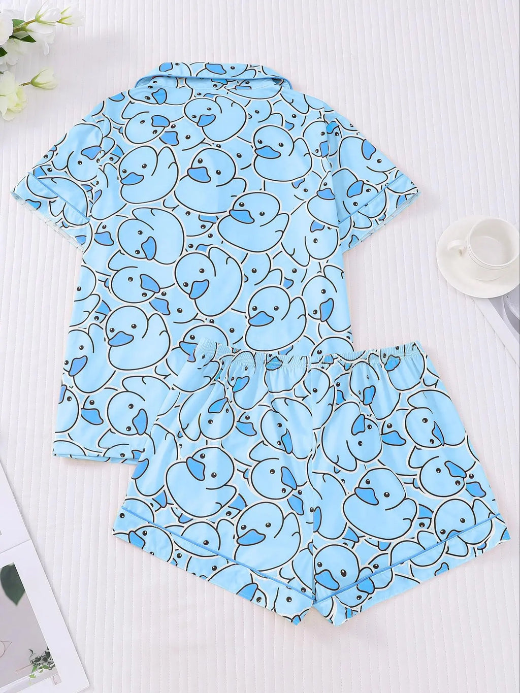 Women's Duck Print Shirt & Elastic Waist Shorts Pajama Two-piece Set