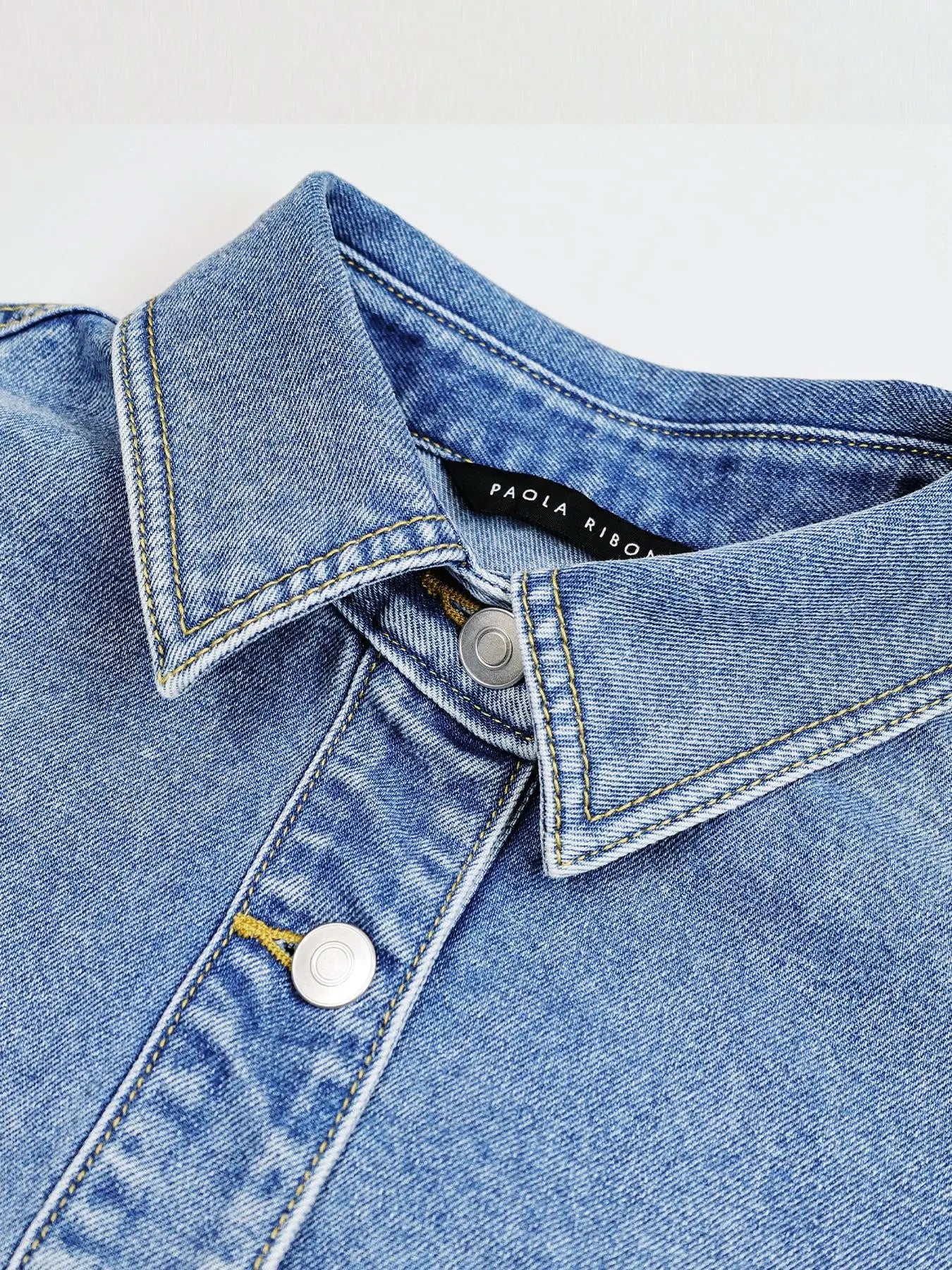 Short Sleeve Light Wash Denim Jacket for Women, Classic Casual Button Down Denim Jacket with Chest Pockets, Fashion Women's Clothing for Daily Wear, Vintage Western Trucker Jacket Coats