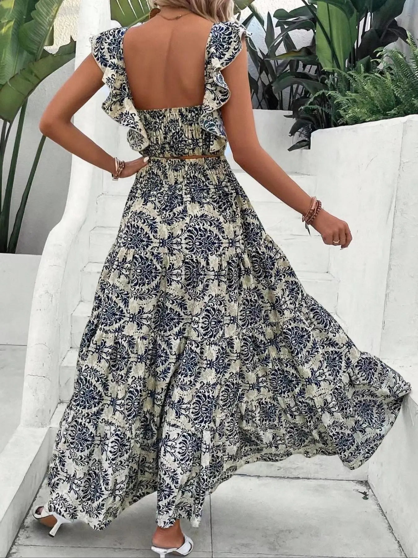 Women's Ethnic Pattern Butterfly-Sleeve Fitted Crop Top & Shirred High Waist A-Line Skirt Set Outfit, Womenswear Summer Boho Bohemian Elegant Square-Neck Top & Ruffle-Hem Long Skirt for Beach Vacations and Holidays Woven Fabric
